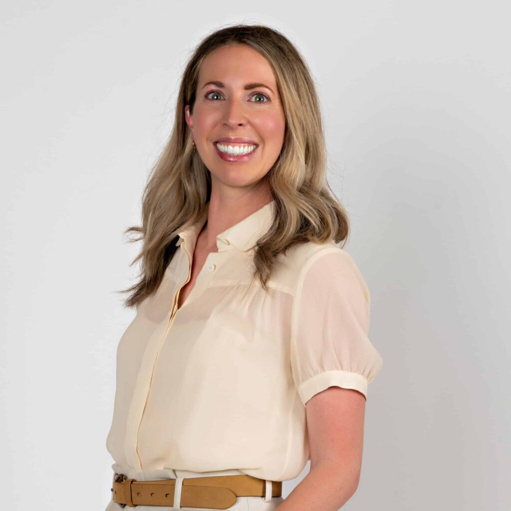 Amy Headshot25 Dr. Amy Ruf